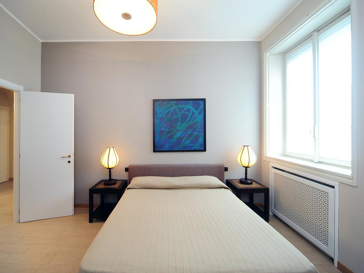 Urban District Apartments - Milan Old Town Central 2 Br Exteriör bild